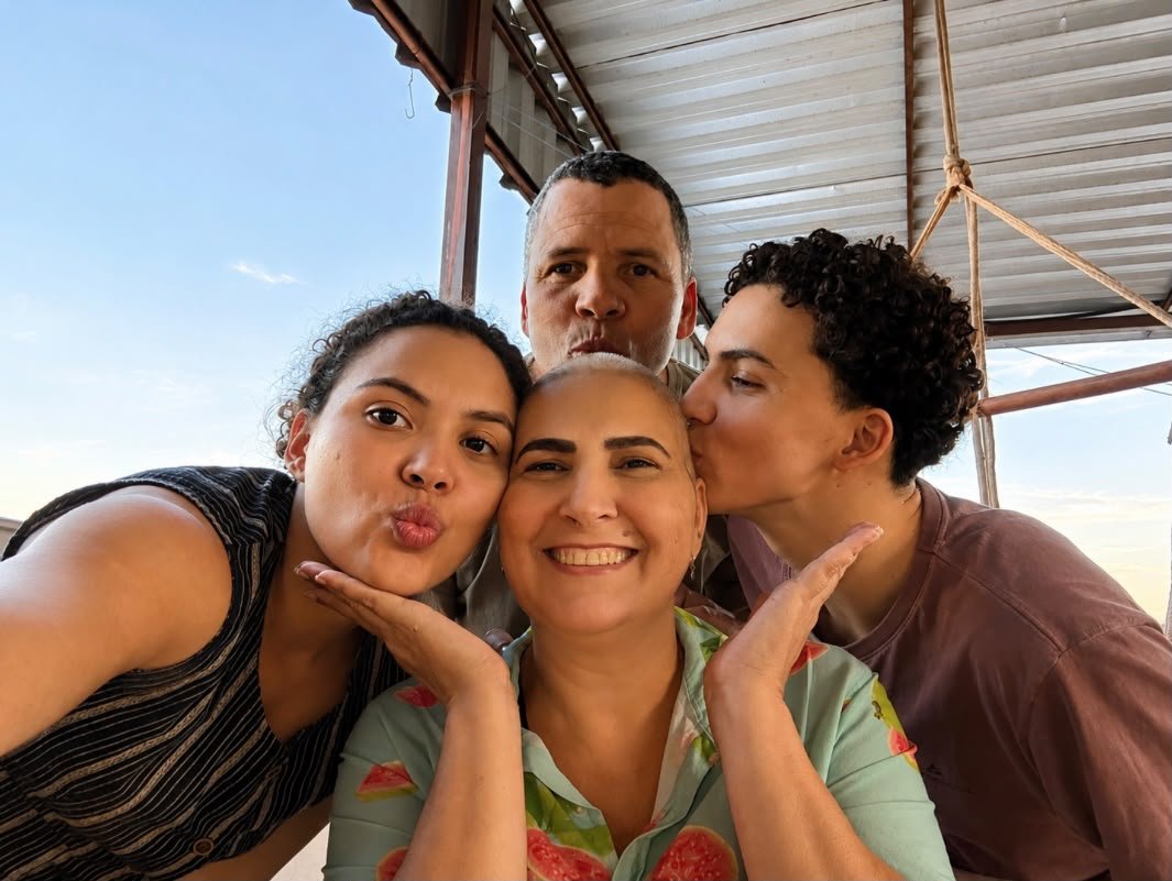 Márcia de Almeida com o marido Magno e os filhos Ana Clara e Pedro Augusto